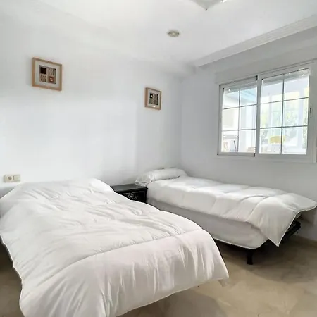 Apartment A Beautiful And Tranquil In The Heart Of